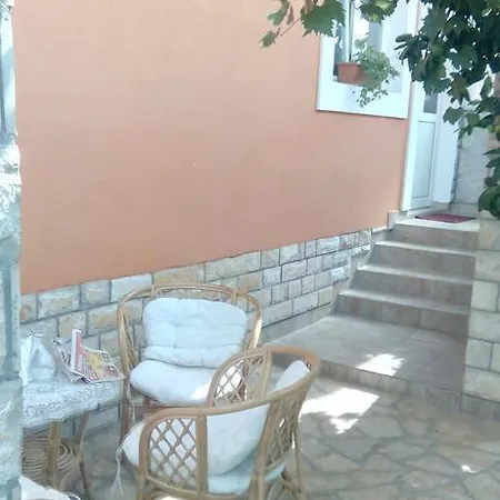 Antunovic Apartment *