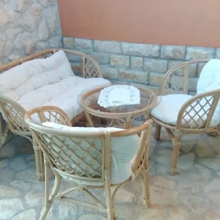 Antunovic Apartment
